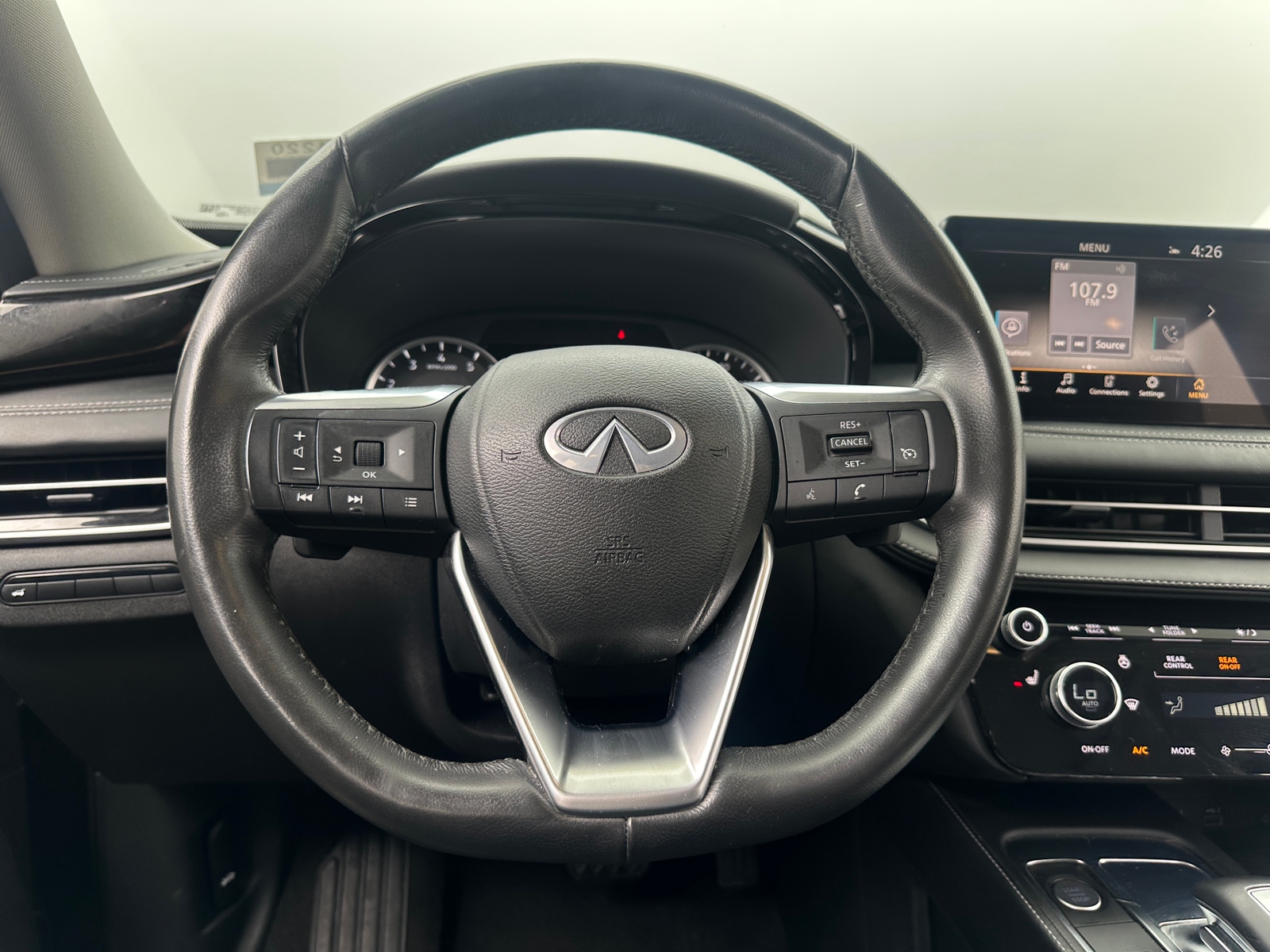 Thumbnail: 2023 INFINITI QX60 - 4