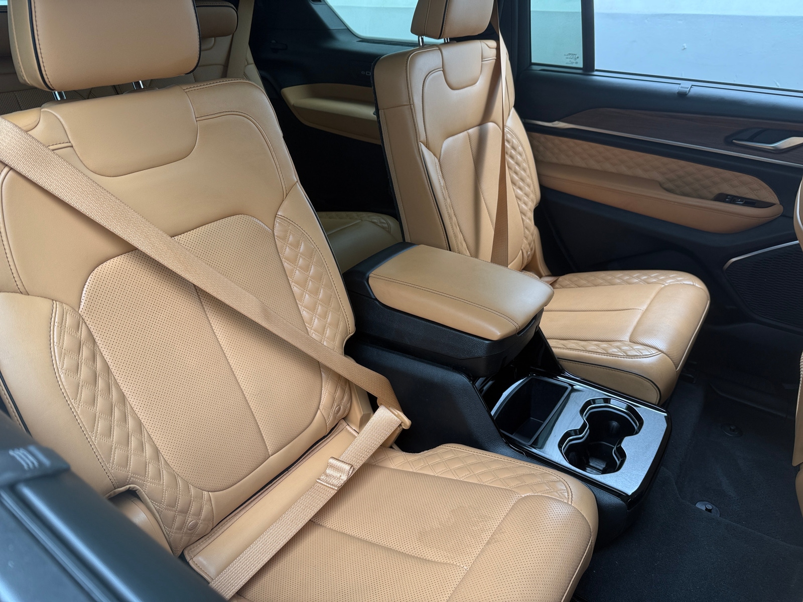 Thumbnail: 2023 Jeep Grand Cherokee L - 5