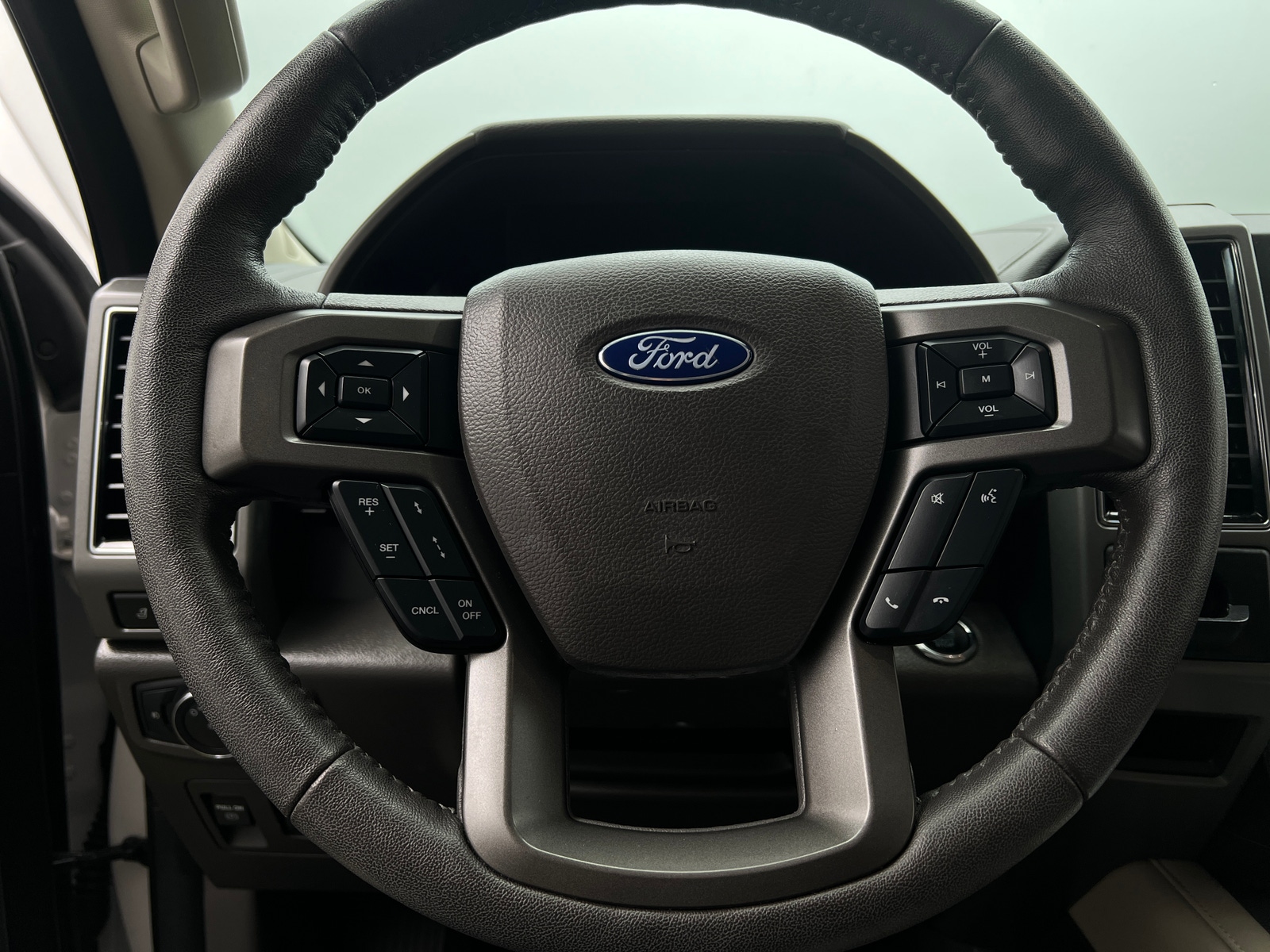 Thumbnail: 2019 Ford Expedition MAX - 4