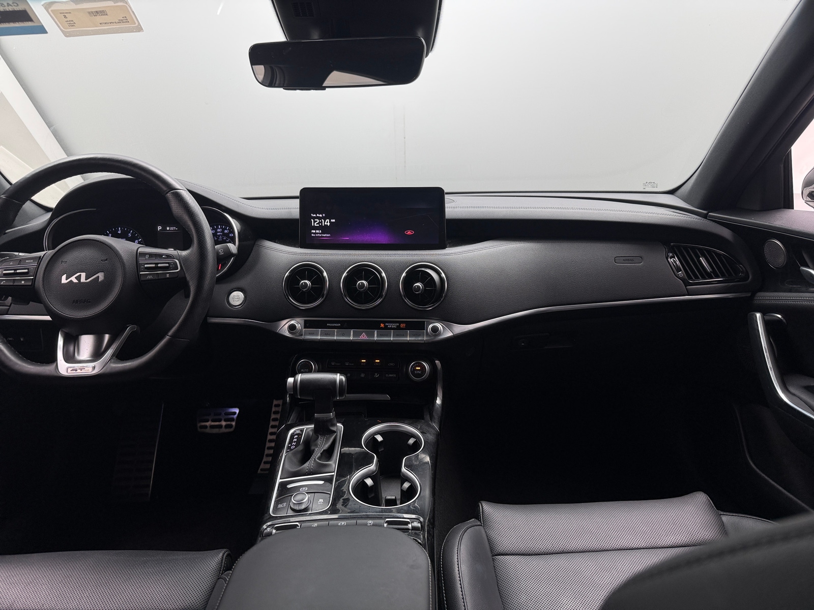 Thumbnail: 2023 Kia Stinger - 2