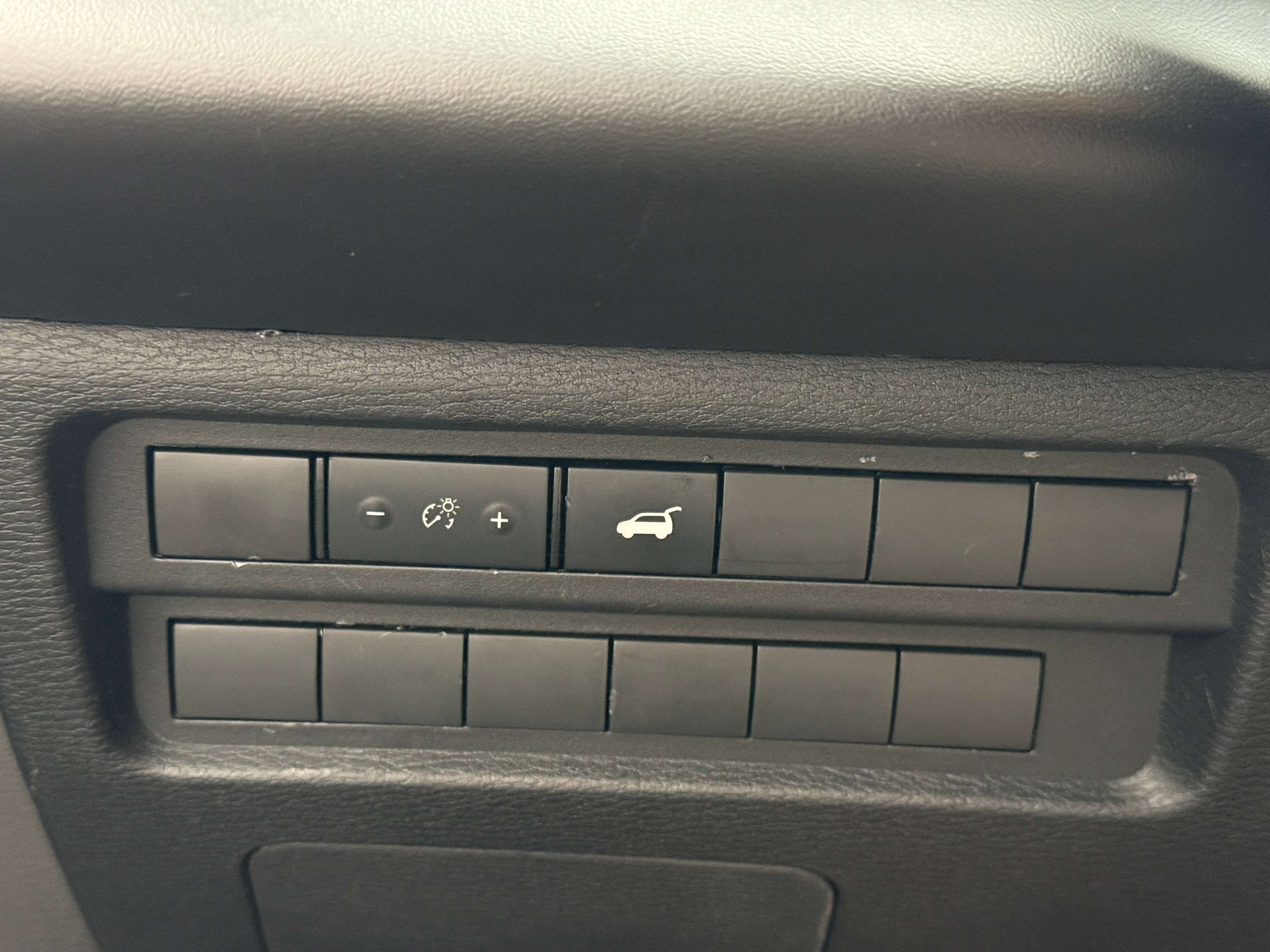 2023 Mitsubishi Outlander SEL - Photo 11