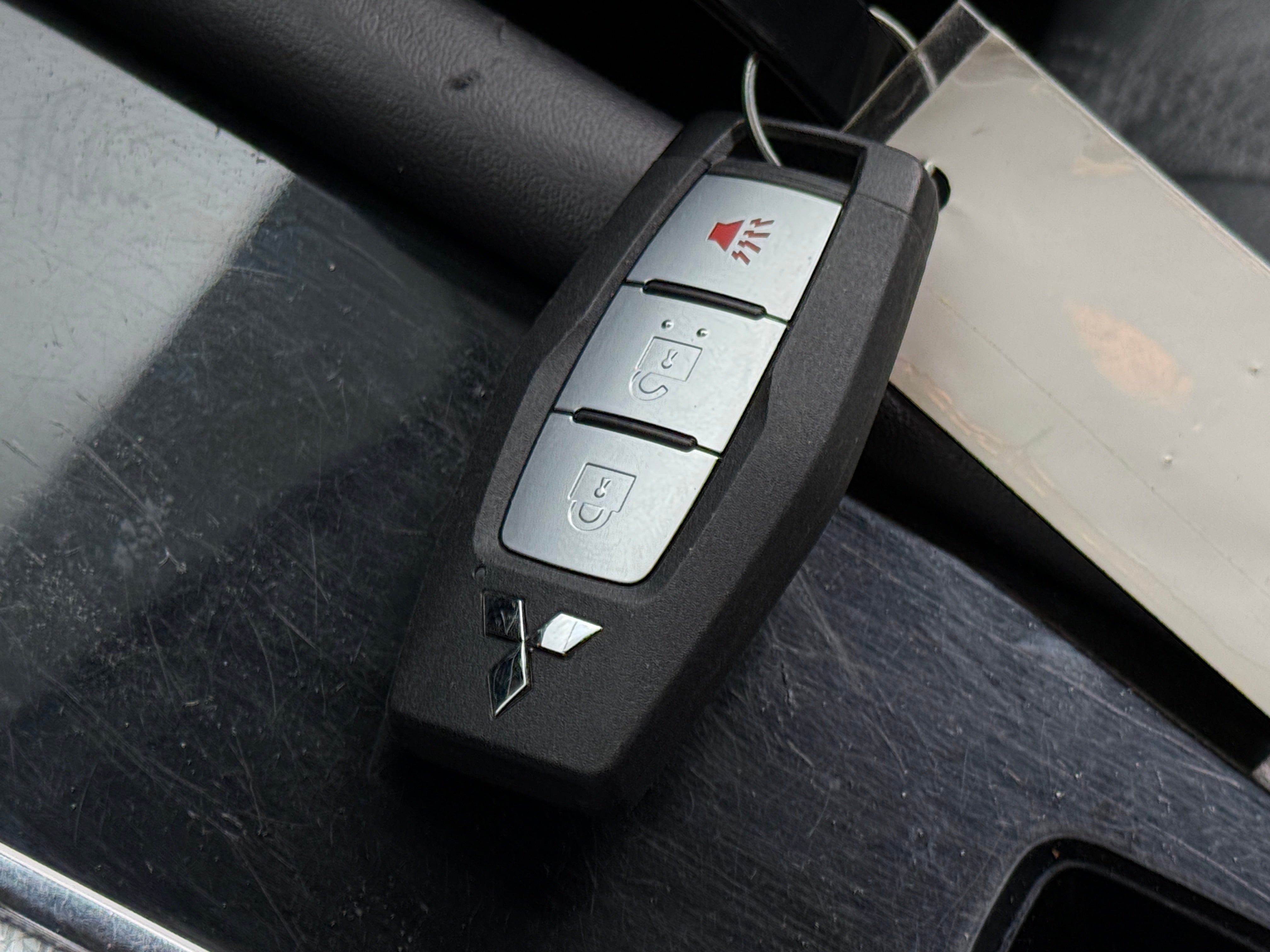 2023 Mitsubishi Outlander SEL - Photo 12