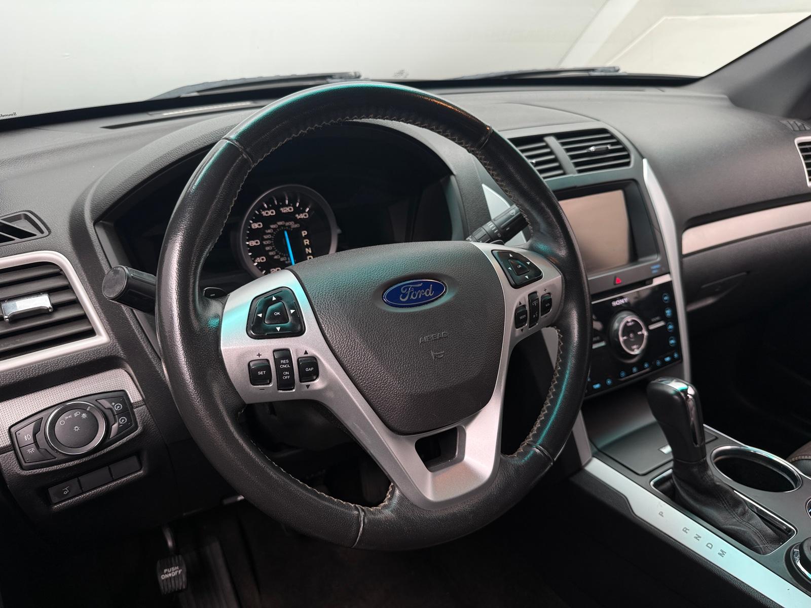 Thumbnail: 2013 Ford Explorer - 4