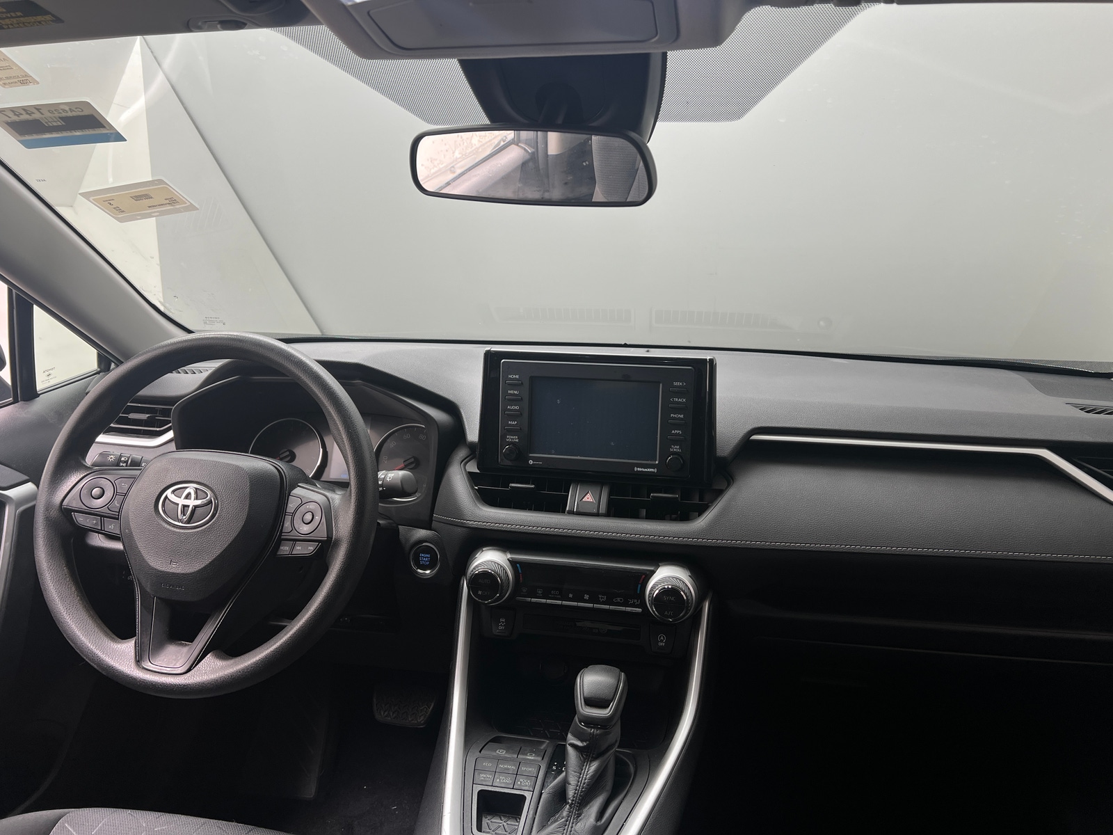 Thumbnail: 2021 Toyota RAV4 - 3