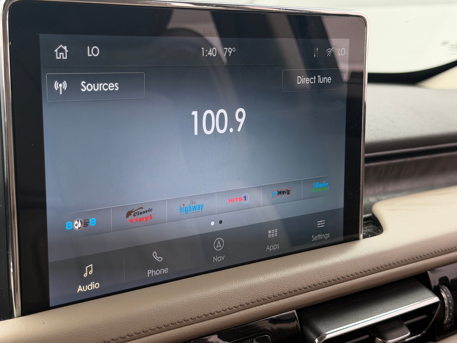 Thumbnail: 2020 Lincoln Aviator - 3