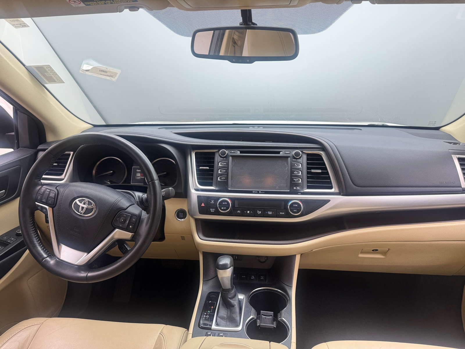 Thumbnail: 2015 Toyota Highlander - 2