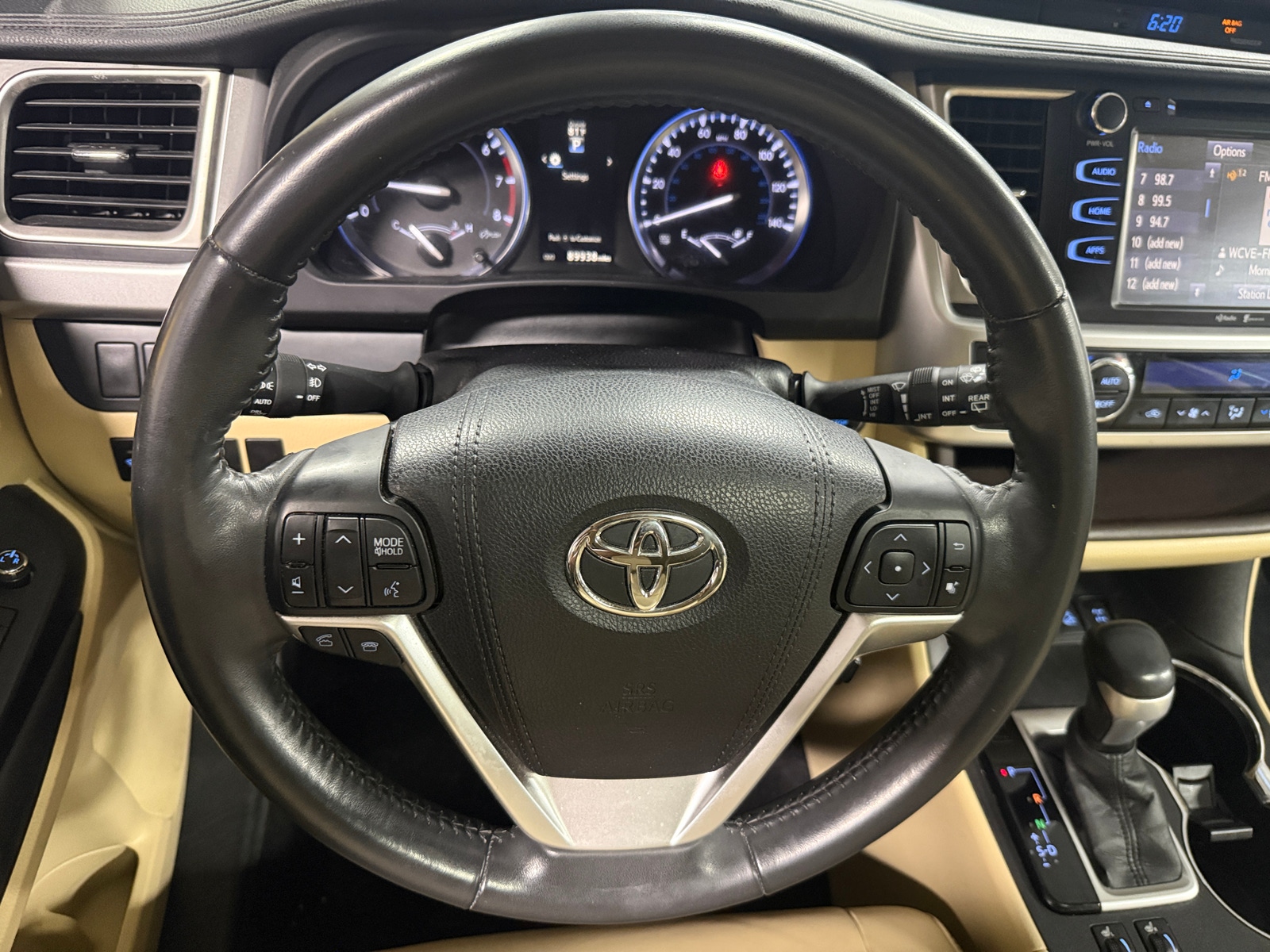 Thumbnail: 2015 Toyota Highlander - 4