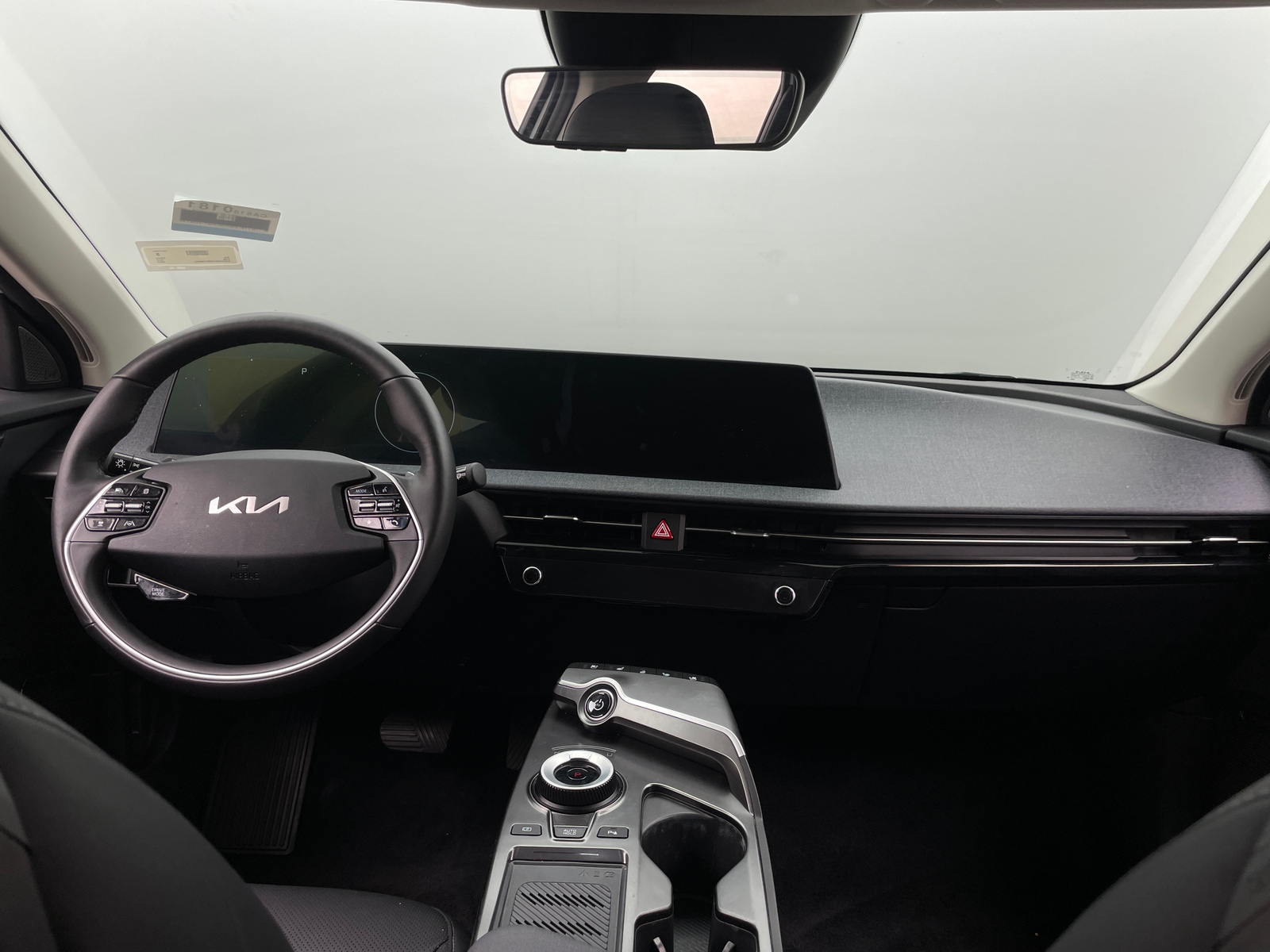 Thumbnail: 2024 Kia EV6 - 2