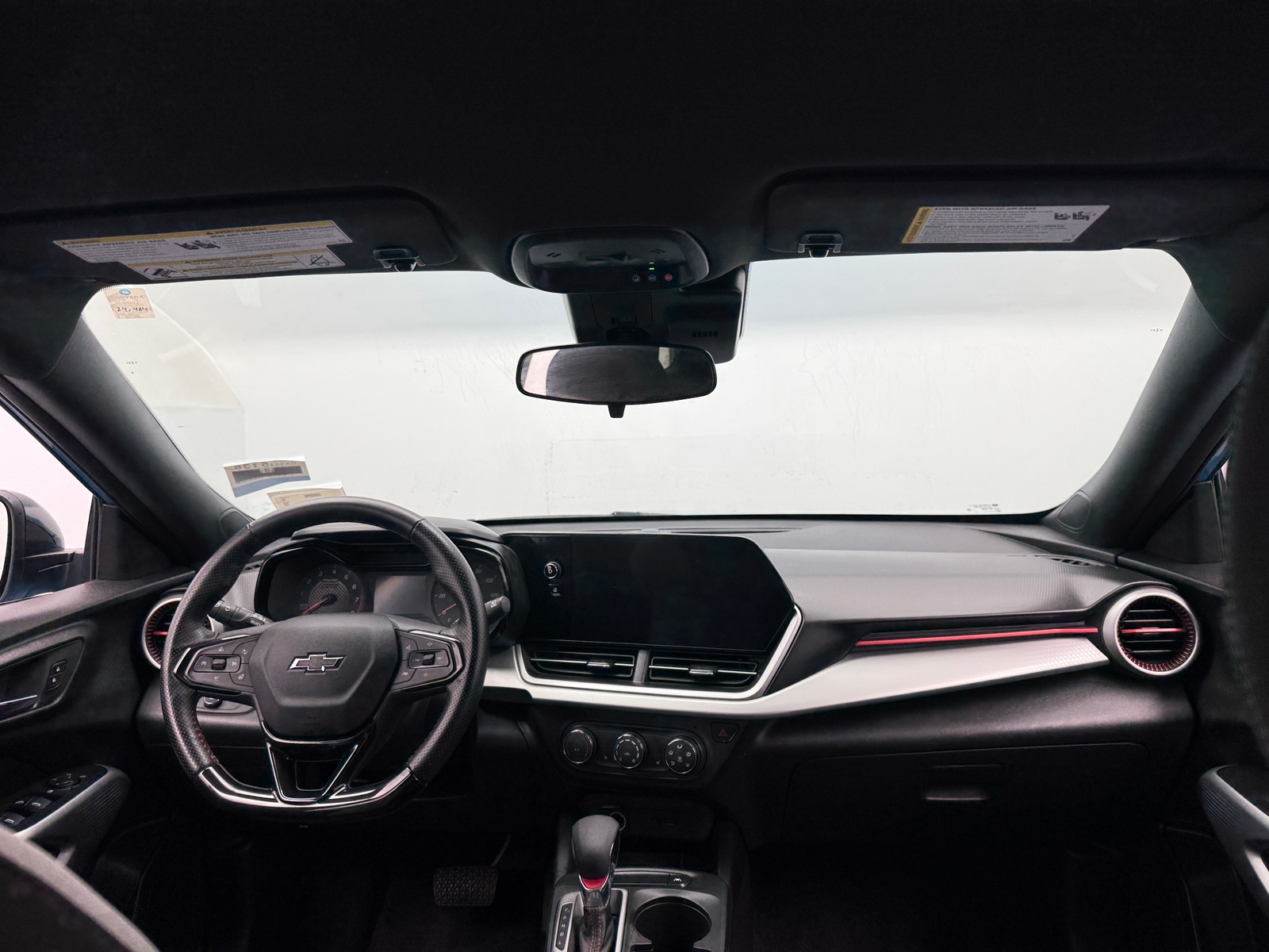 Thumbnail: 2025 Chevrolet Trax - 3