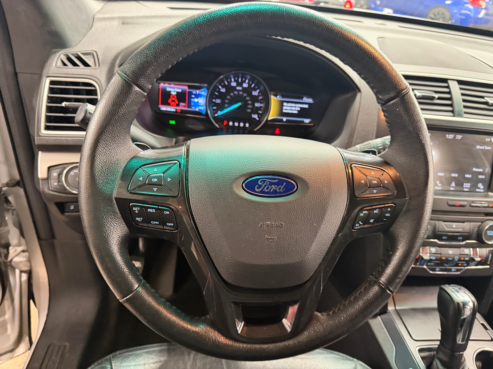 Thumbnail: 2017 Ford Explorer - 4