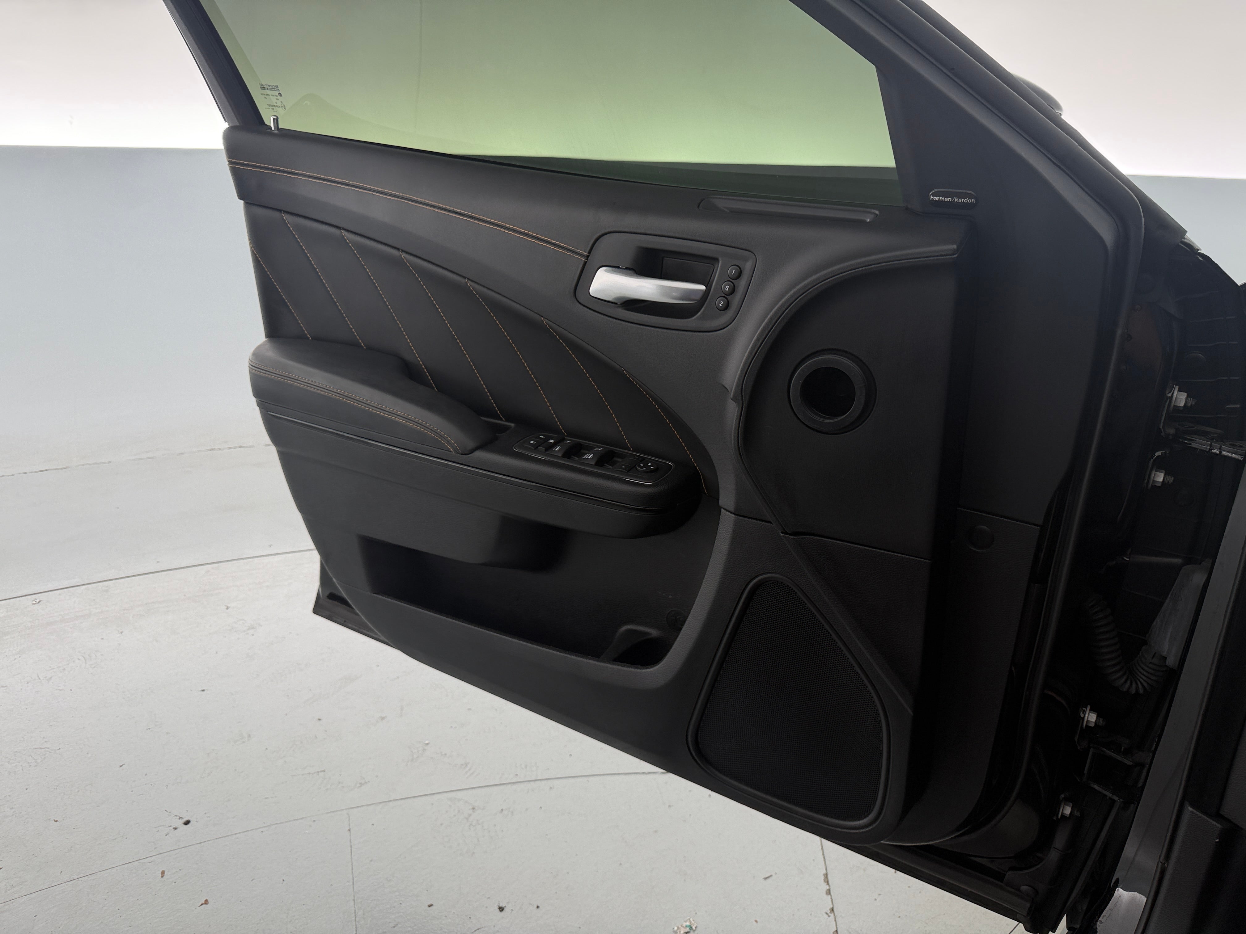 2022 Dodge Charger Scat Pack - Photo 10
