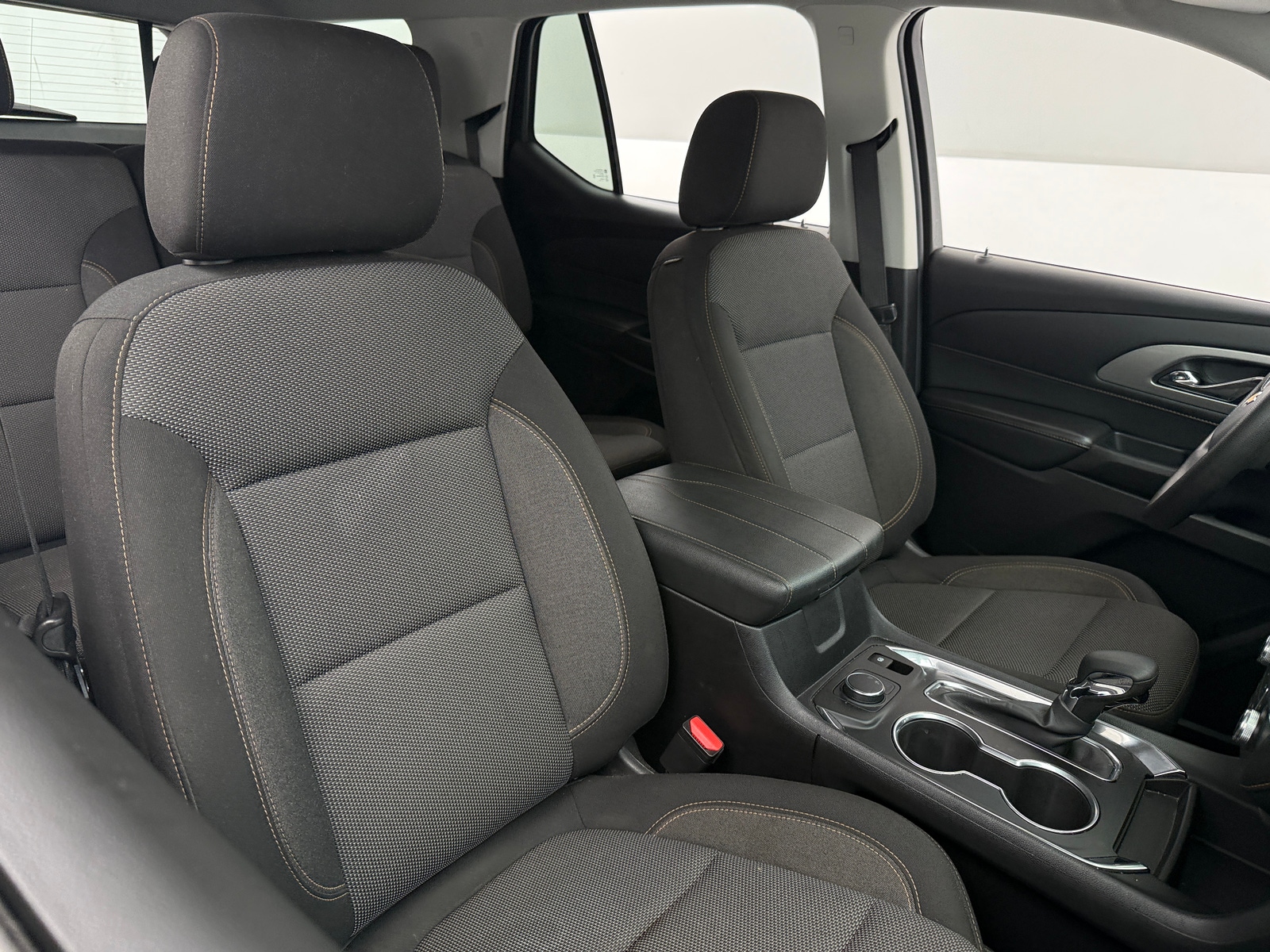 Thumbnail: 2021 Chevrolet Traverse - 2