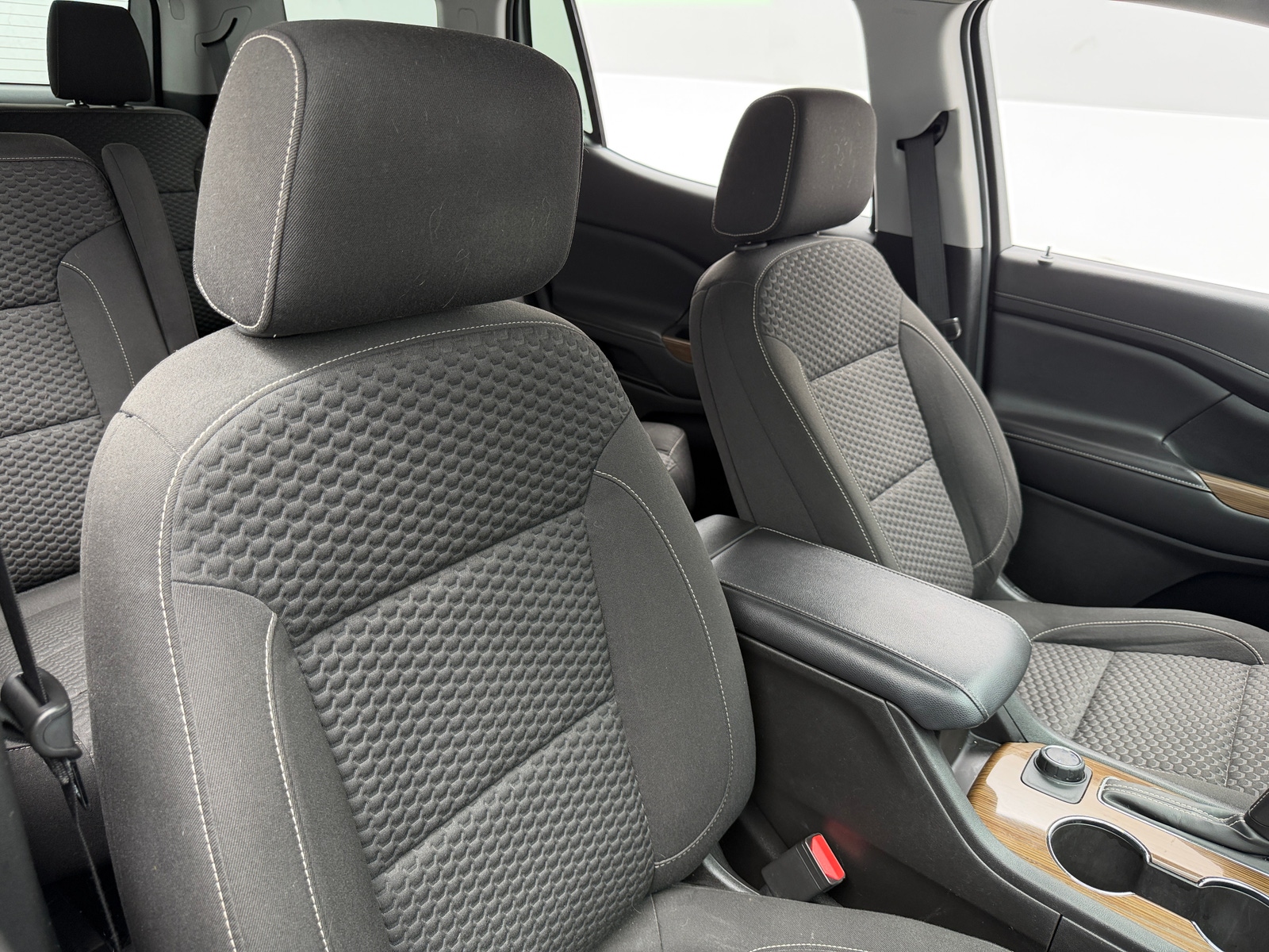 Thumbnail: 2019 GMC Acadia - 2