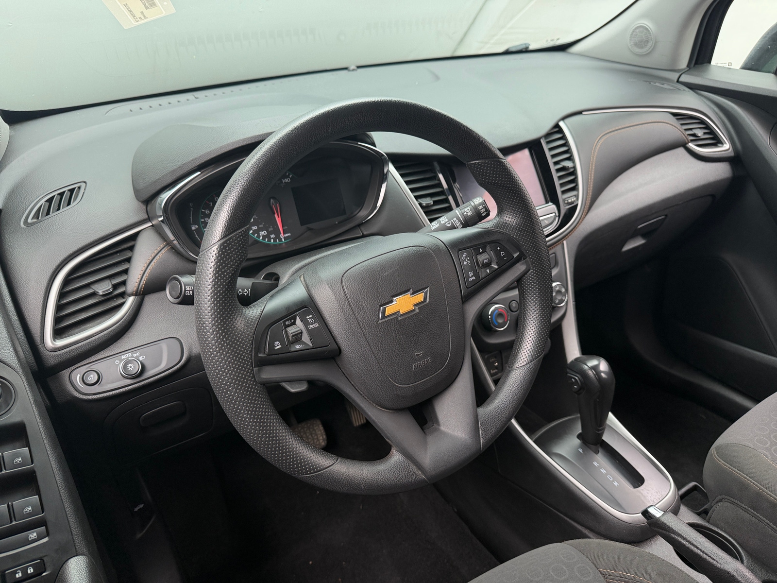 Thumbnail: 2021 Chevrolet Trax - 5
