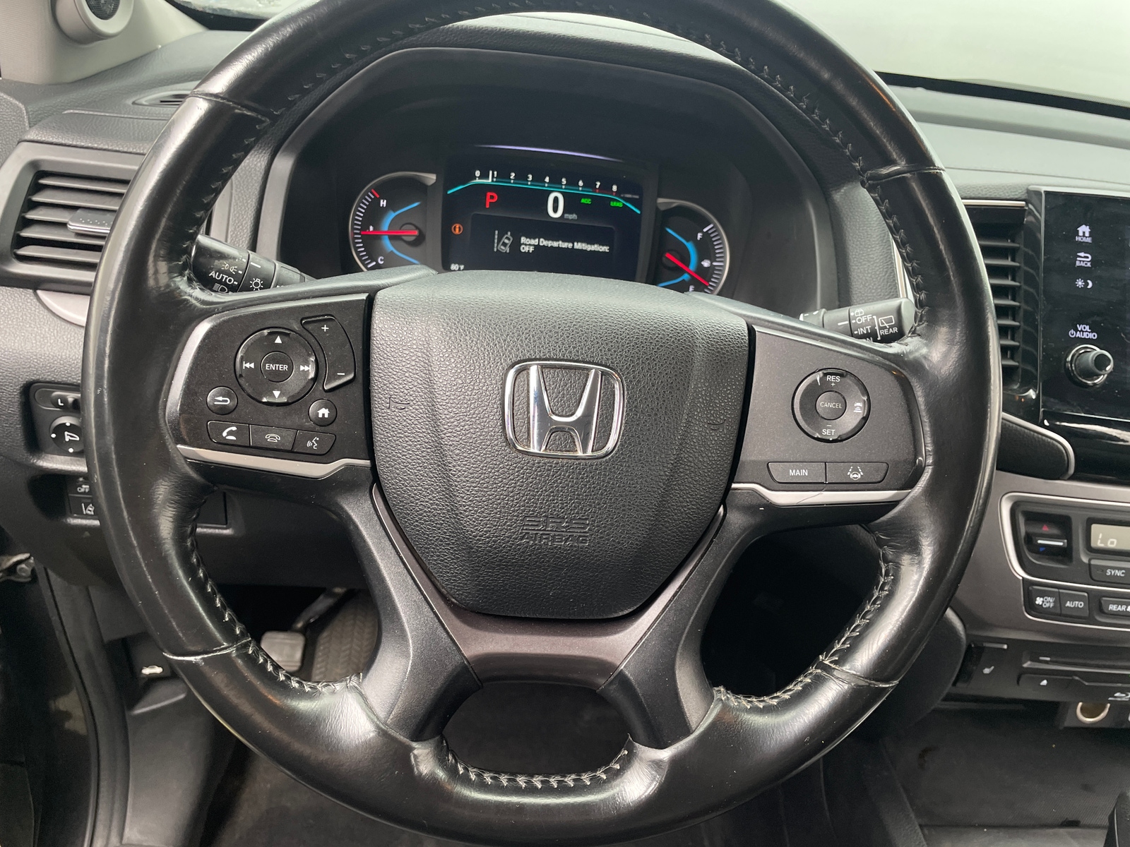 Thumbnail: 2019 Honda Pilot - 4