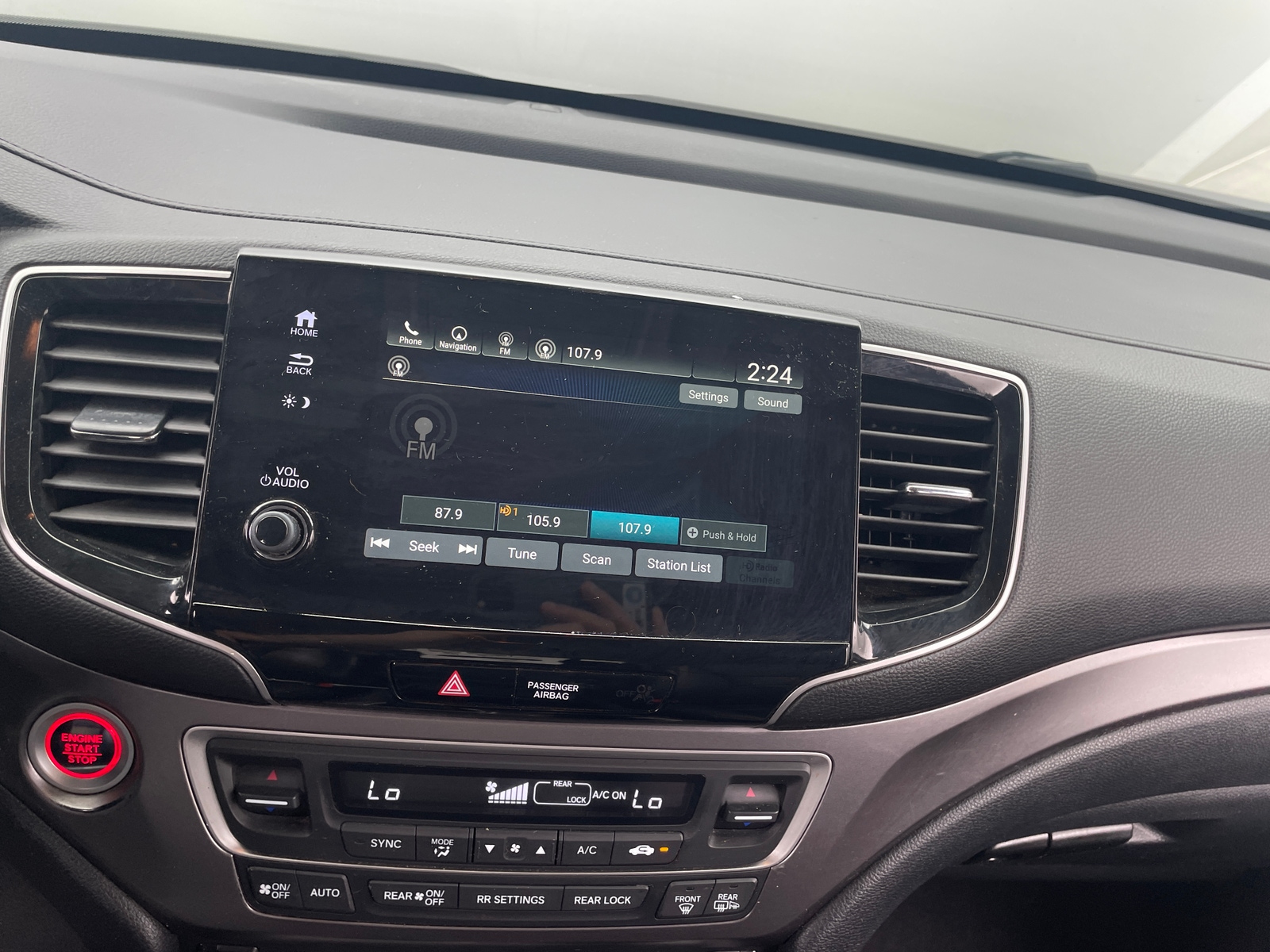 Thumbnail: 2019 Honda Pilot - 3
