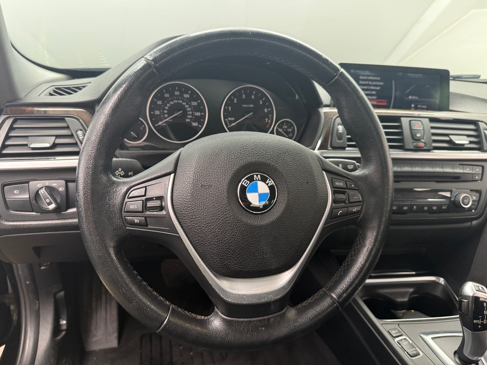 Thumbnail: 2015 BMW 3 Series - 4