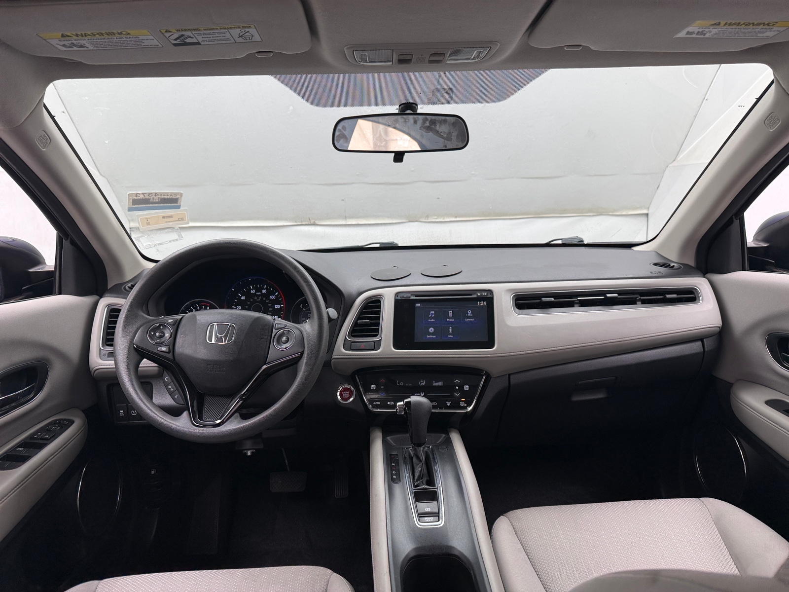Thumbnail: 2016 Honda HR-V - 3