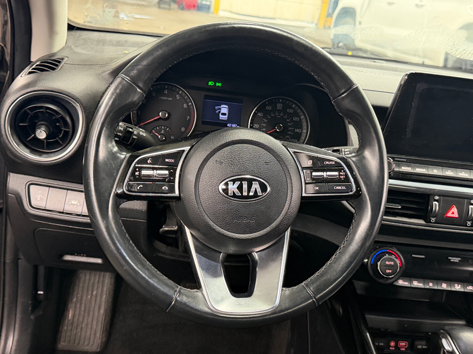 Thumbnail: 2019 Kia Forte - 5