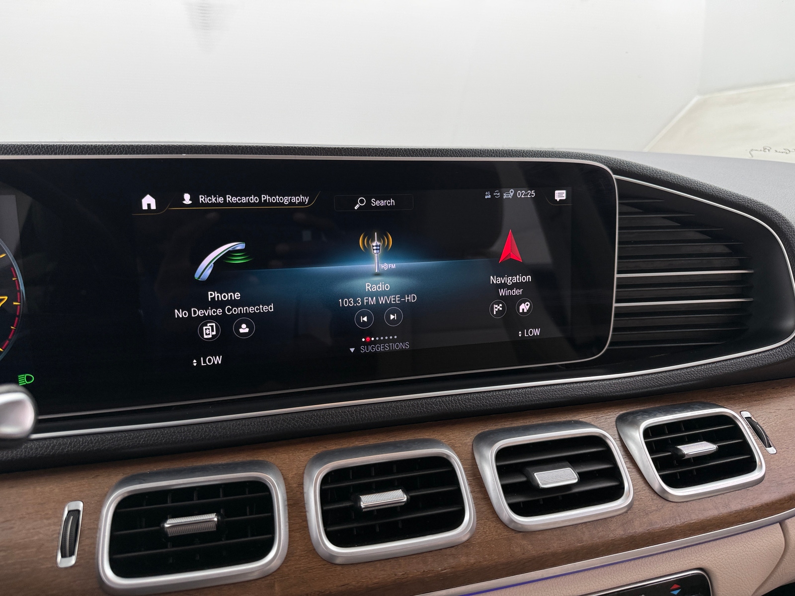 Thumbnail: 2021 Mercedes-Benz GLE - 3