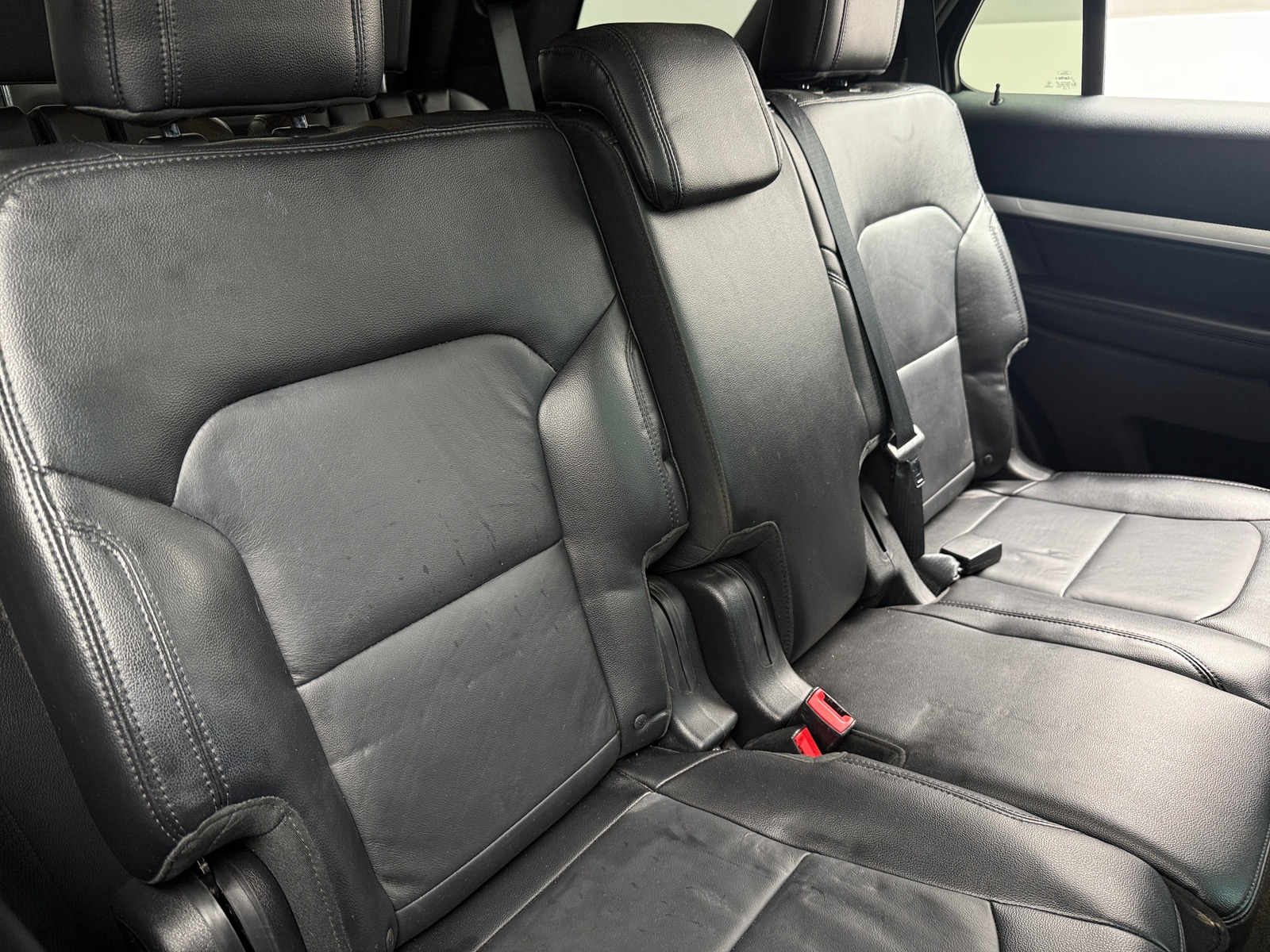 Thumbnail: 2016 Ford Explorer - 5
