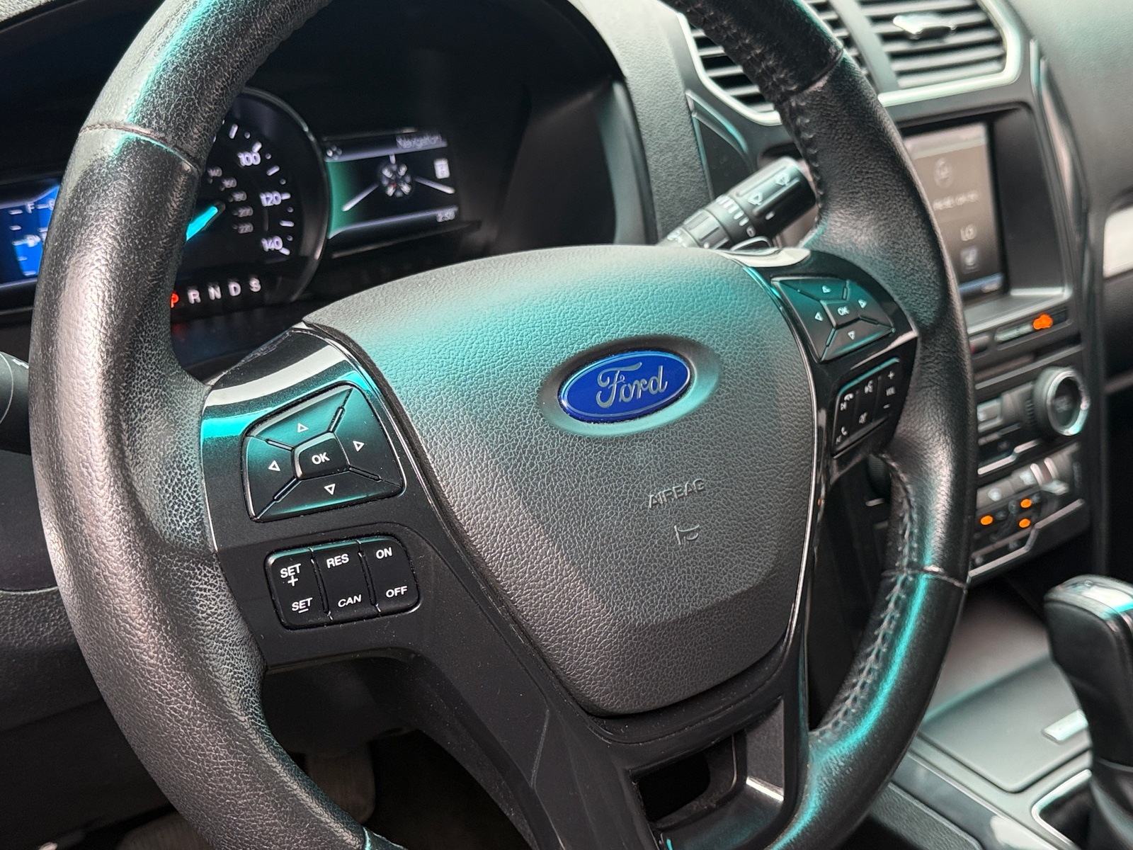 Thumbnail: 2016 Ford Explorer - 4