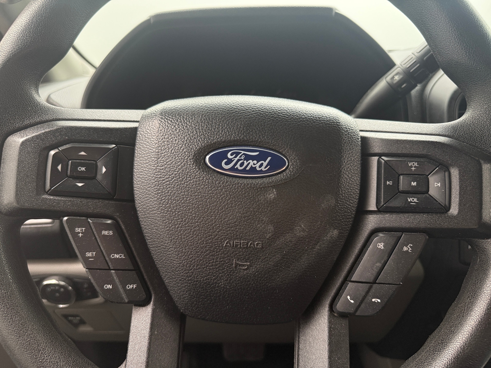 Thumbnail: 2020 Ford Econoline - 5