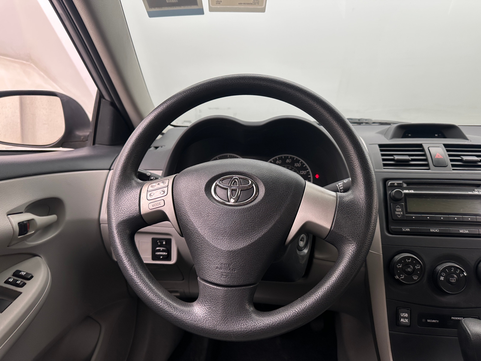 Thumbnail: 2012 Toyota Corolla - 5