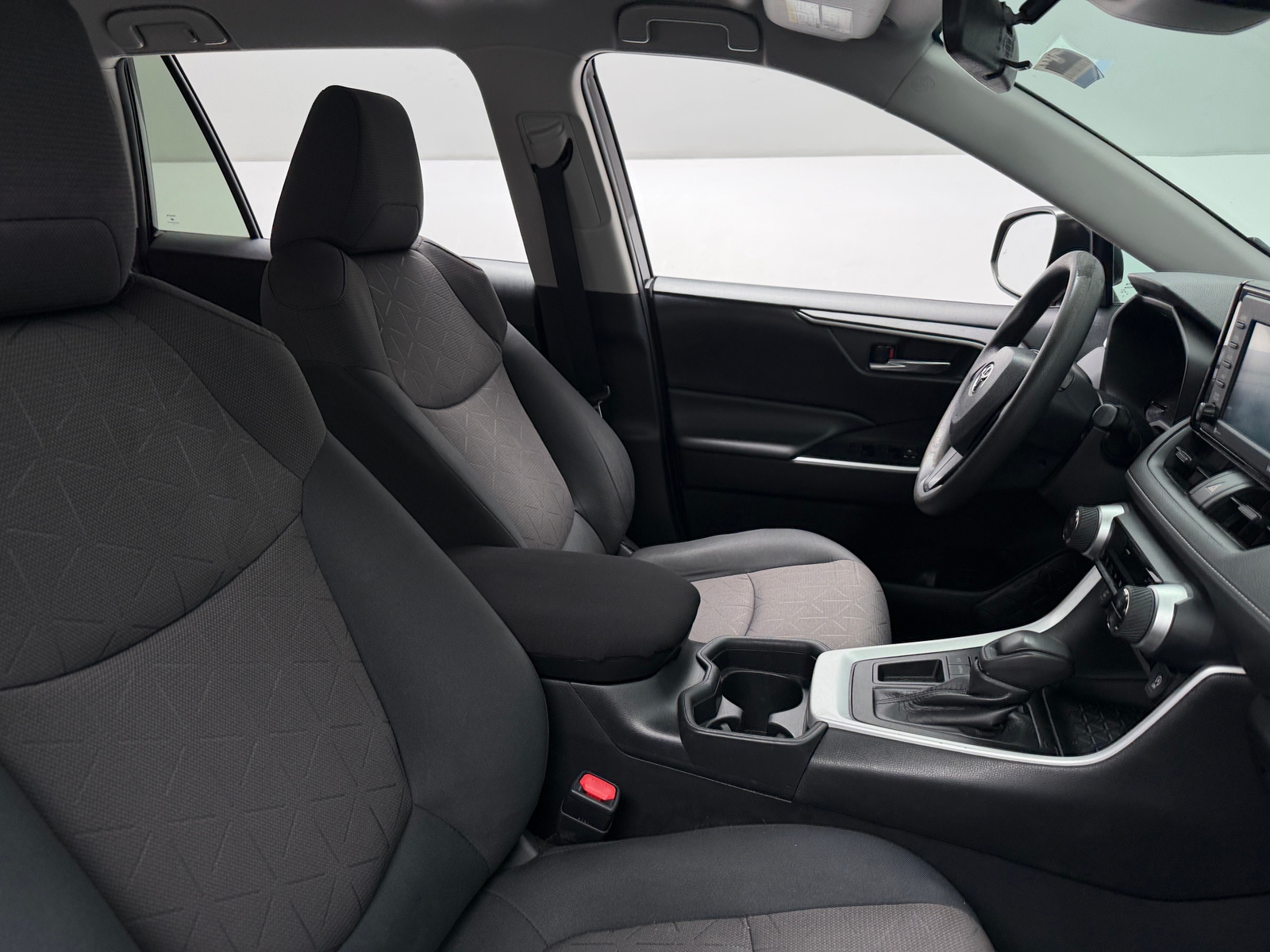 Thumbnail: 2020 Toyota RAV4 - 2