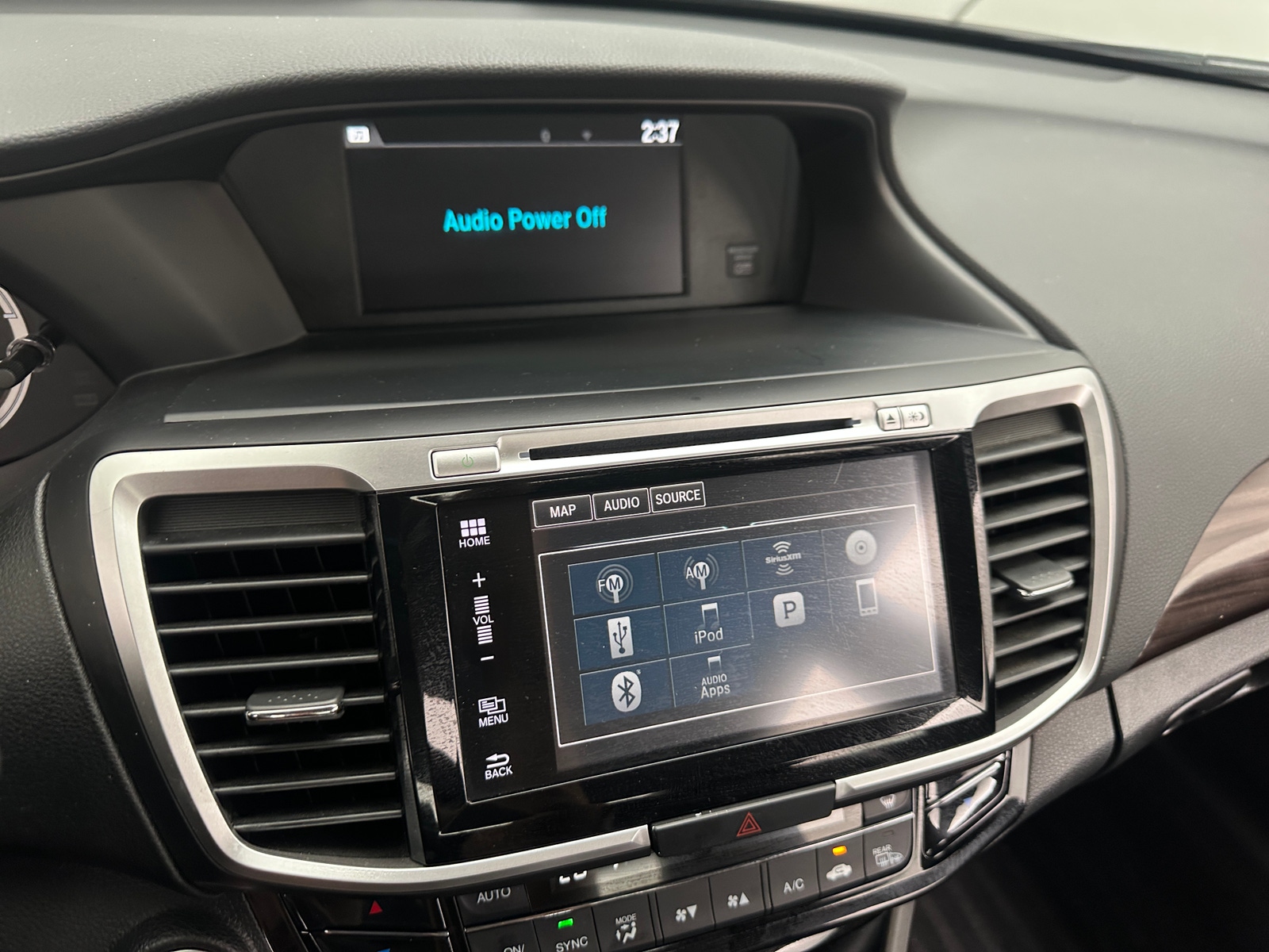 Thumbnail: 2017 Honda Accord - 3