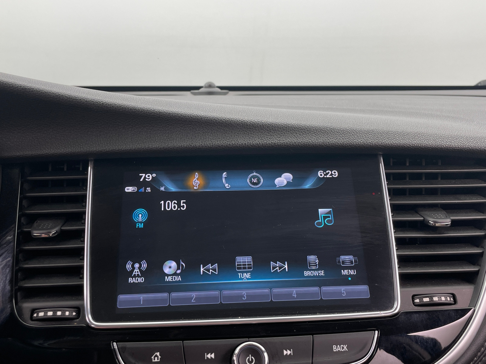Thumbnail: 2019 Buick Encore - 3