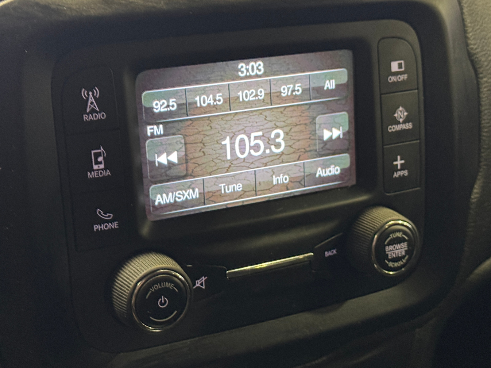 Thumbnail: 2017 Jeep Renegade - 4