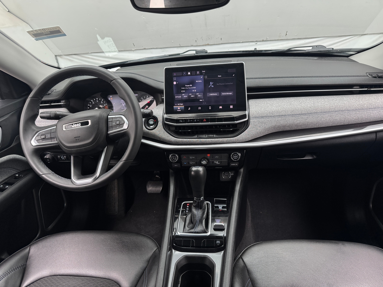 Thumbnail: 2022 Jeep Compass - 3