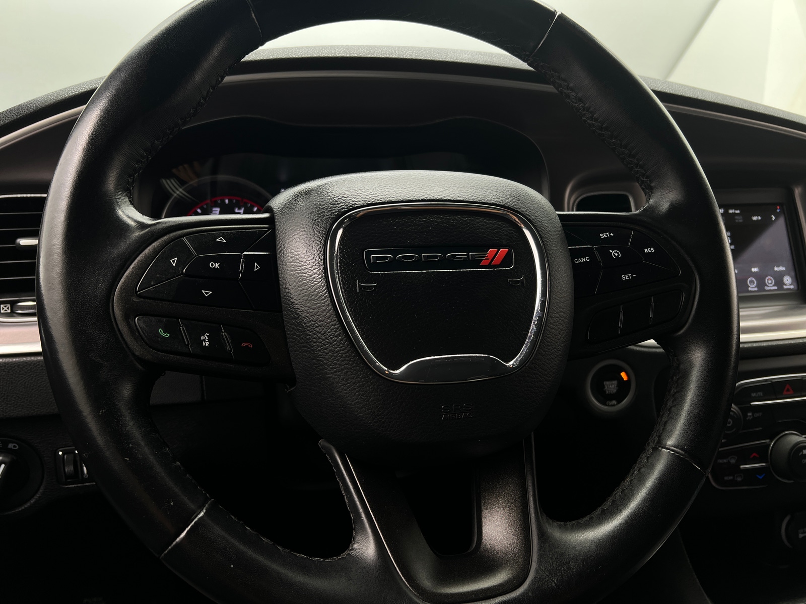 Thumbnail: 2022 Dodge Charger - 5