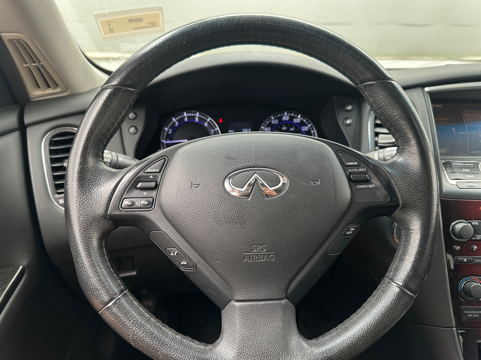 Thumbnail: 2017 INFINITI QX50 - 4