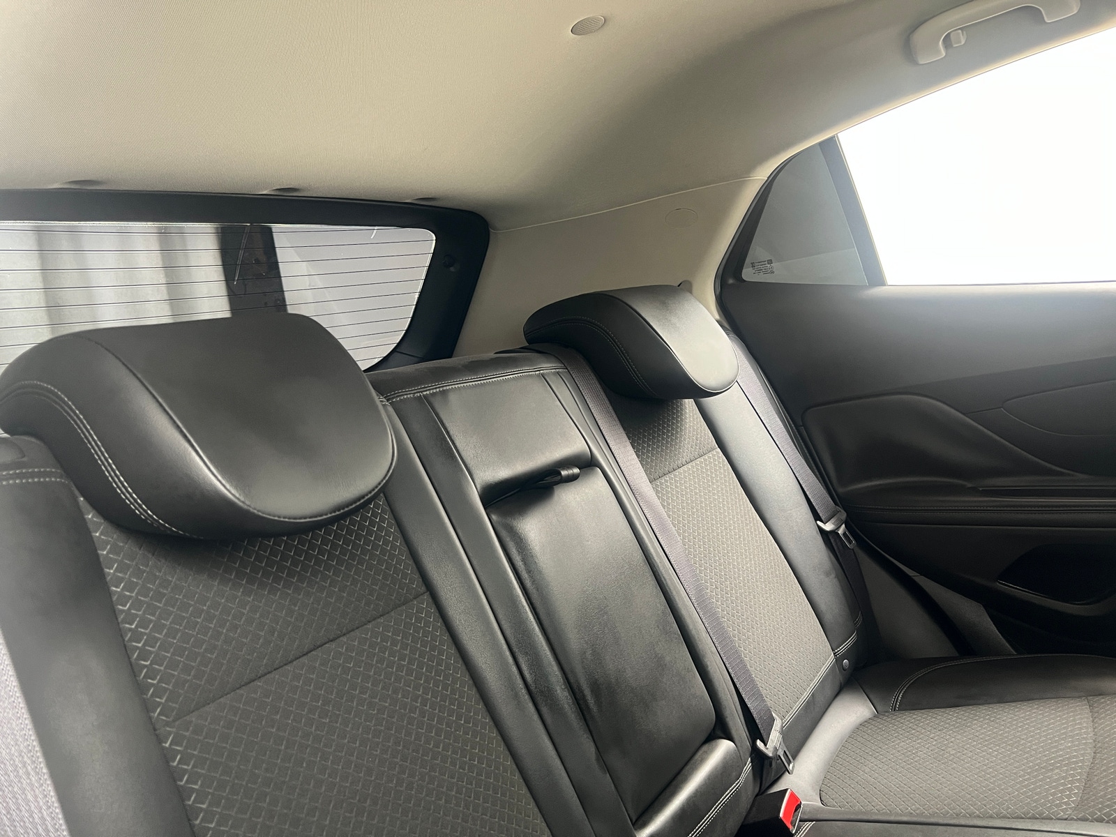 Thumbnail: 2017 Buick Encore - 6