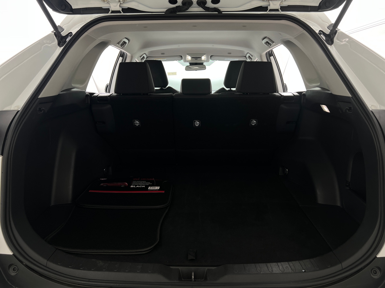 Thumbnail: 2025 Toyota RAV4 - 7