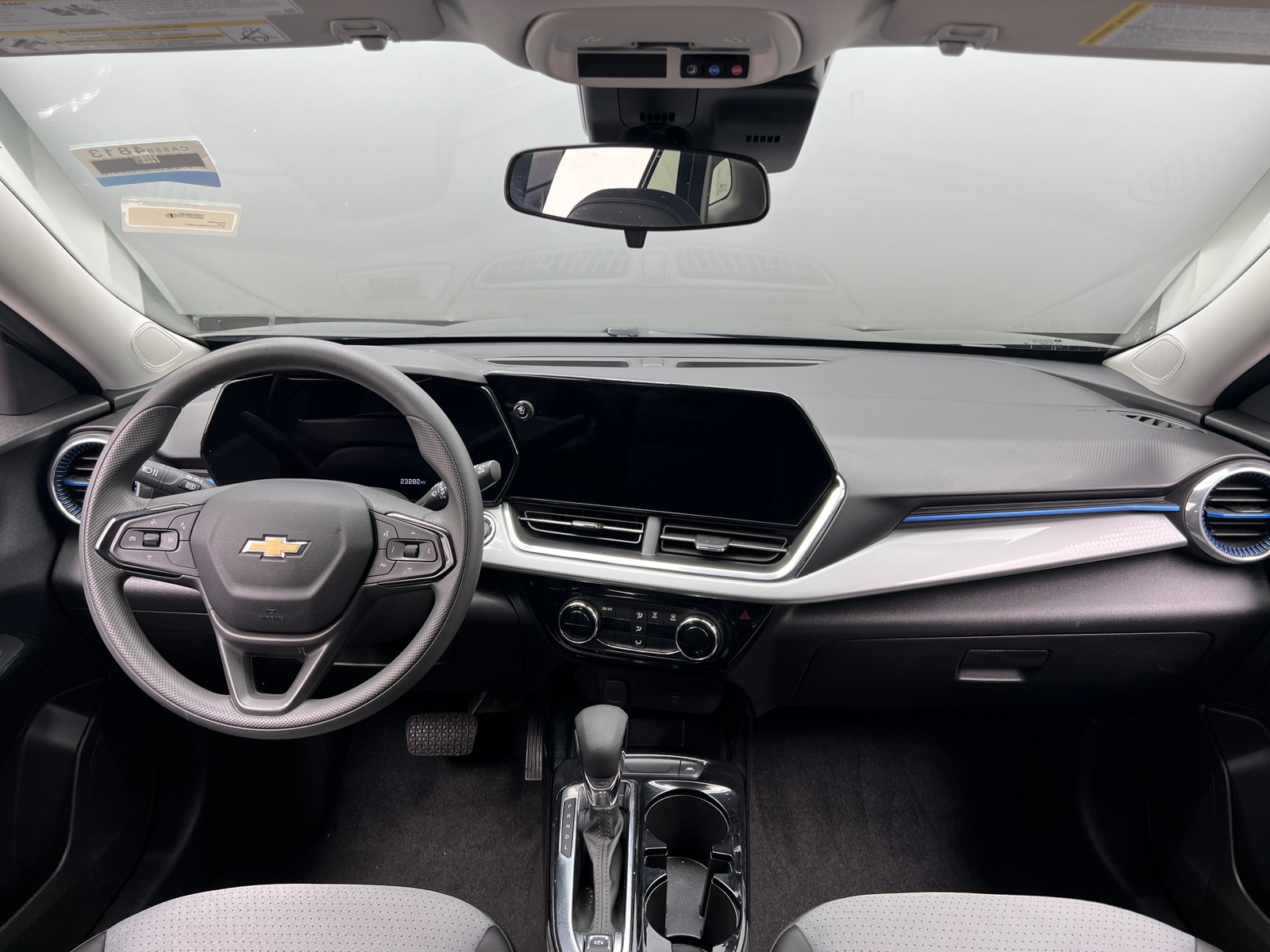 Thumbnail: 2025 Chevrolet Trax - 2
