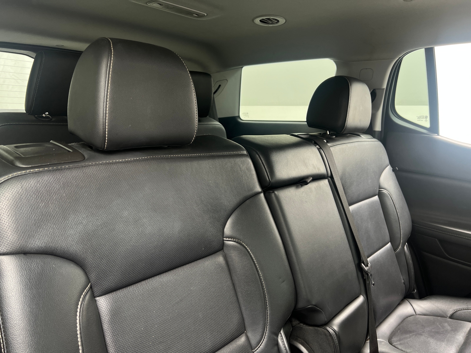 Thumbnail: 2023 GMC Acadia - 5