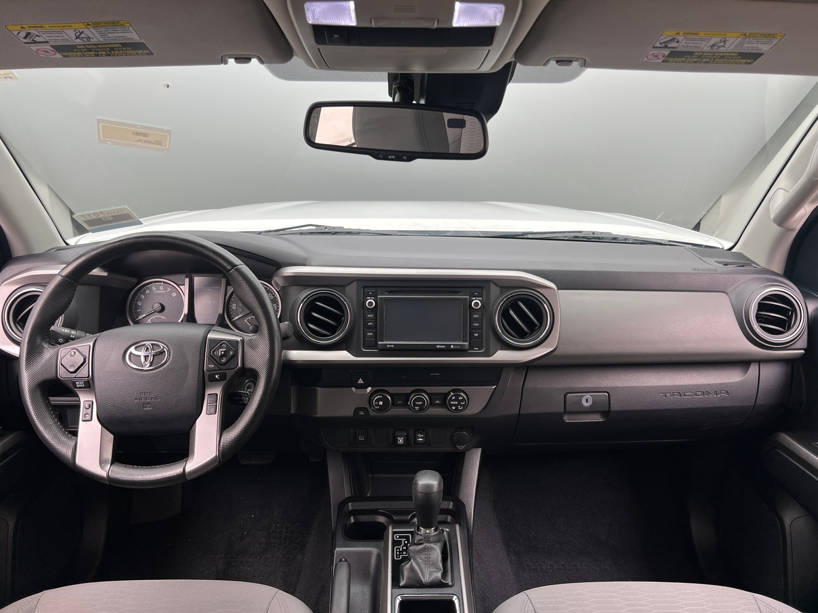 Thumbnail: 2019 Toyota Tacoma - 3