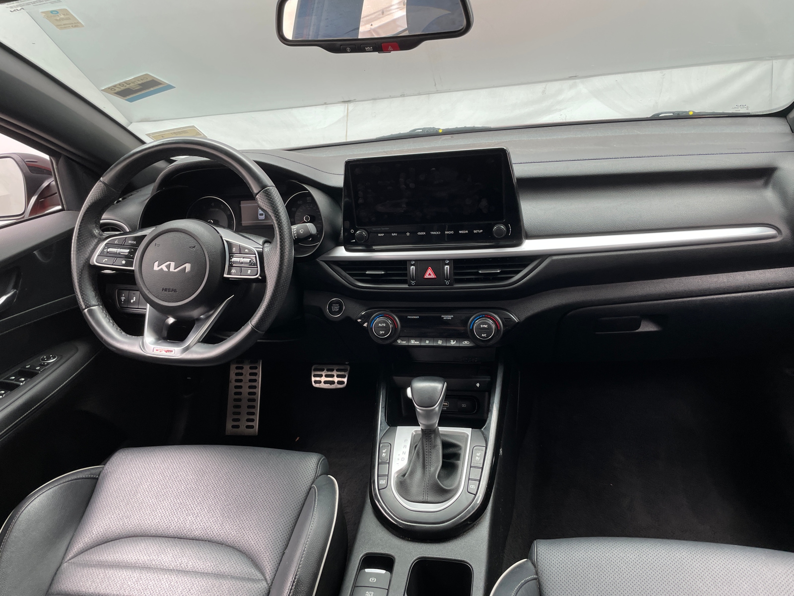 Thumbnail: 2023 Kia Forte - 2