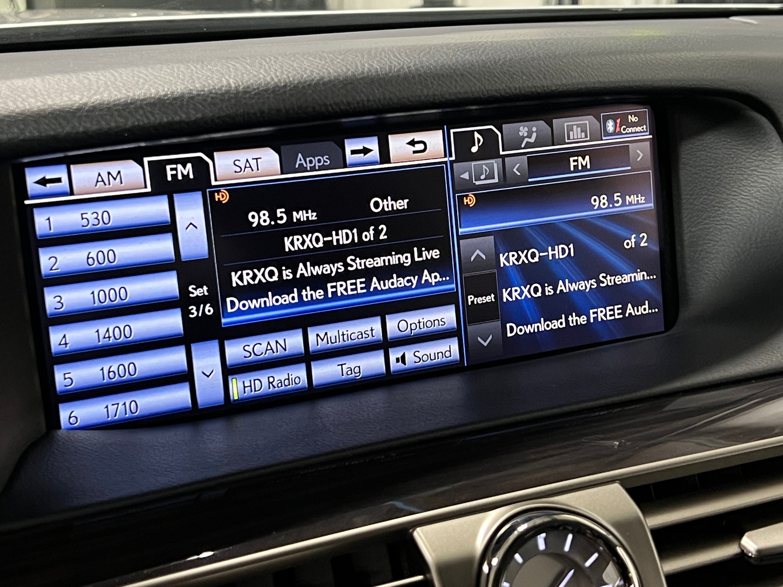 Thumbnail: 2013 Lexus LS - 3