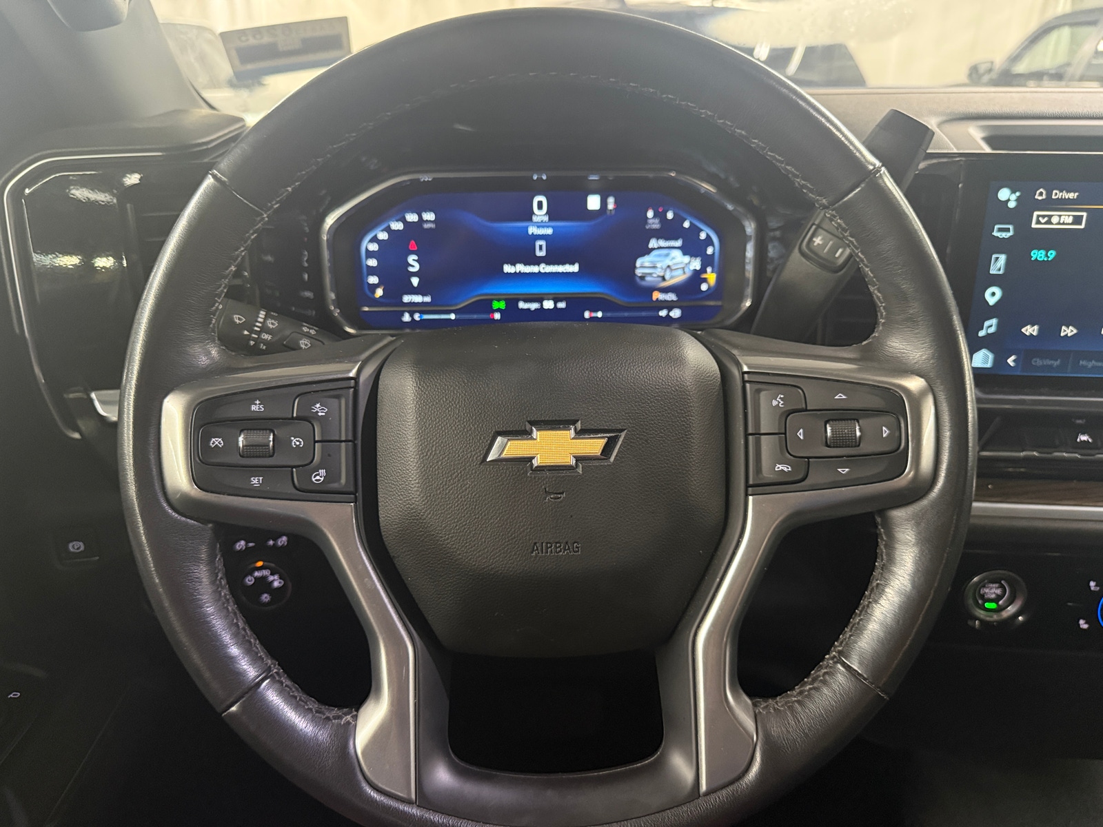 Thumbnail: 2022 Chevrolet Silverado 1500 - 5