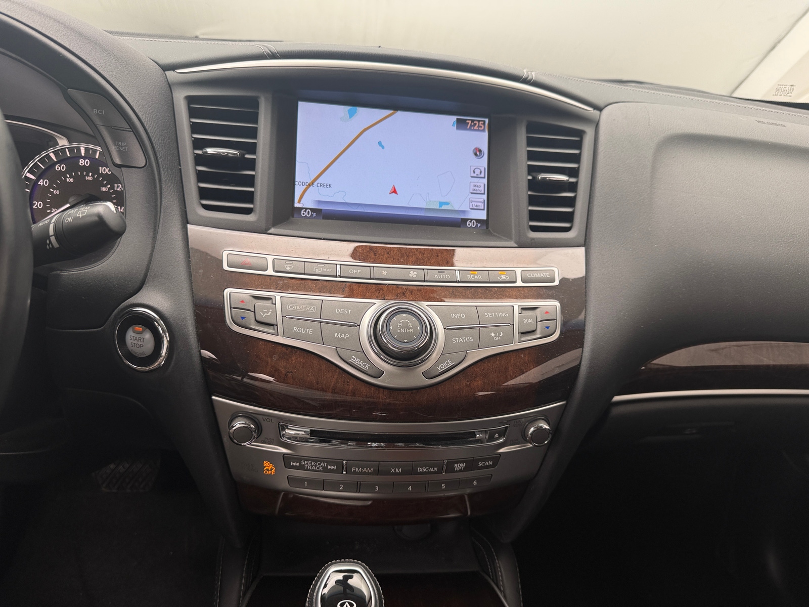 Thumbnail: 2016 INFINITI QX60 - 3