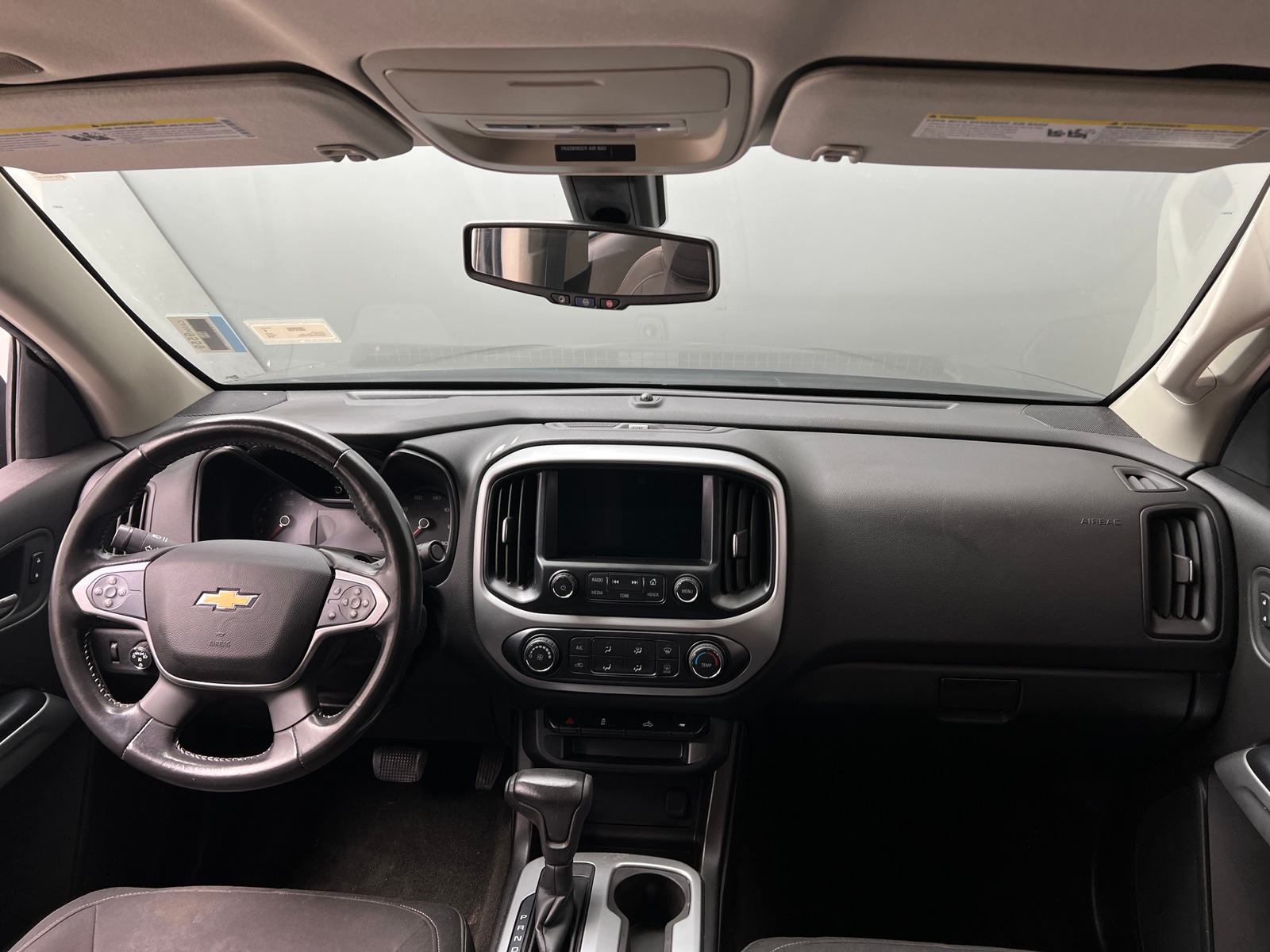Thumbnail: 2016 Chevrolet Colorado - 3