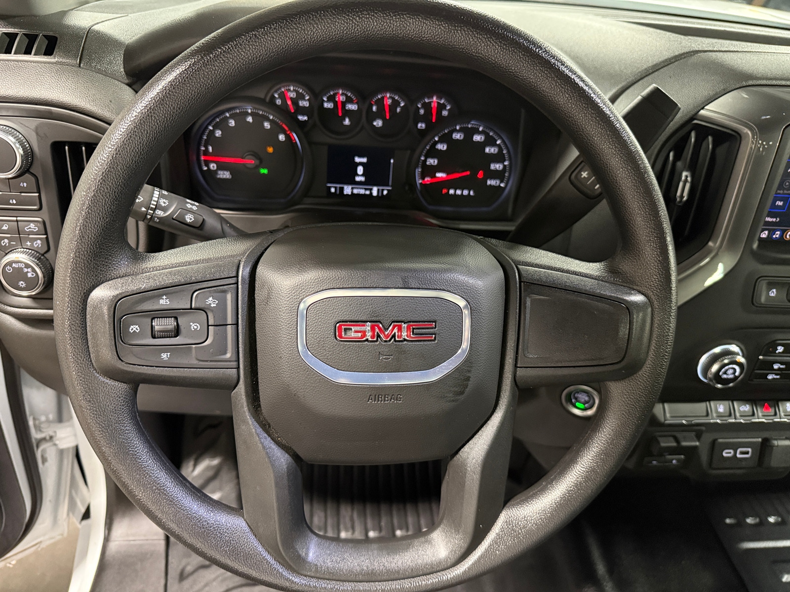 Thumbnail: 2025 GMC Sierra 2500 - 5
