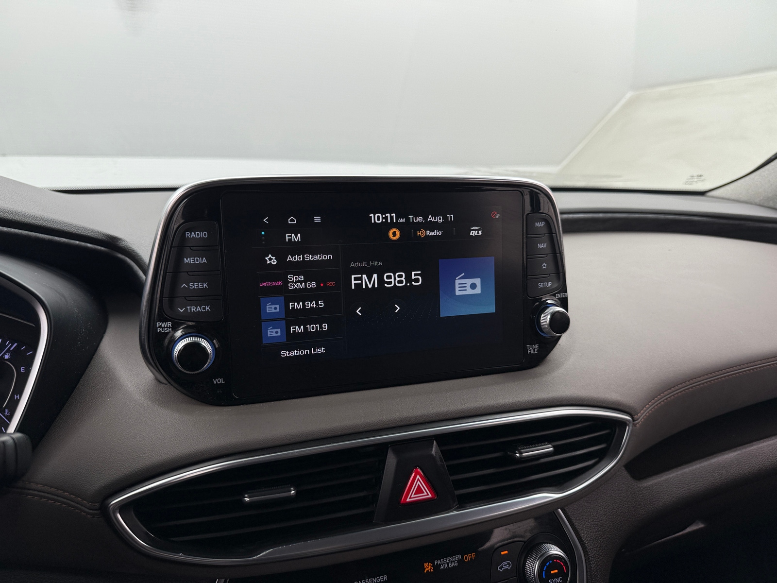 Thumbnail: 2019 Hyundai Santa Fe - 3