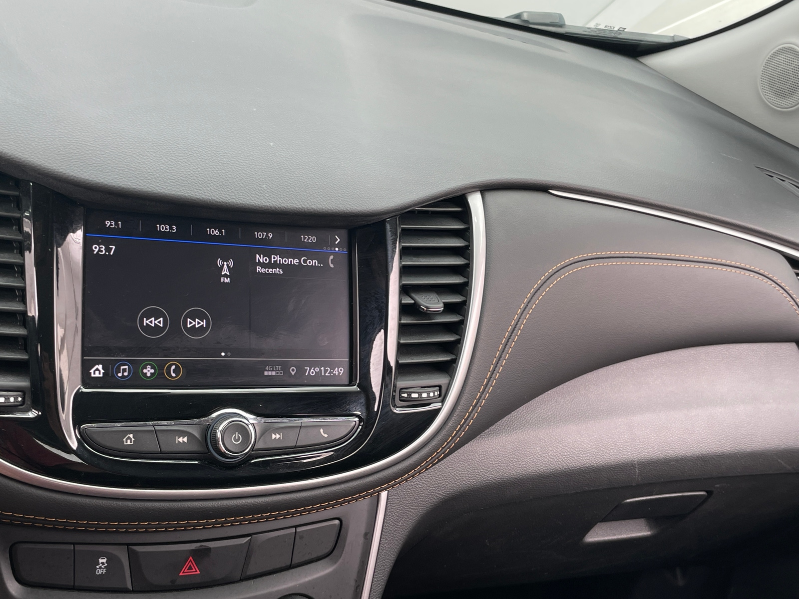 Thumbnail: 2021 Chevrolet Trax - 4
