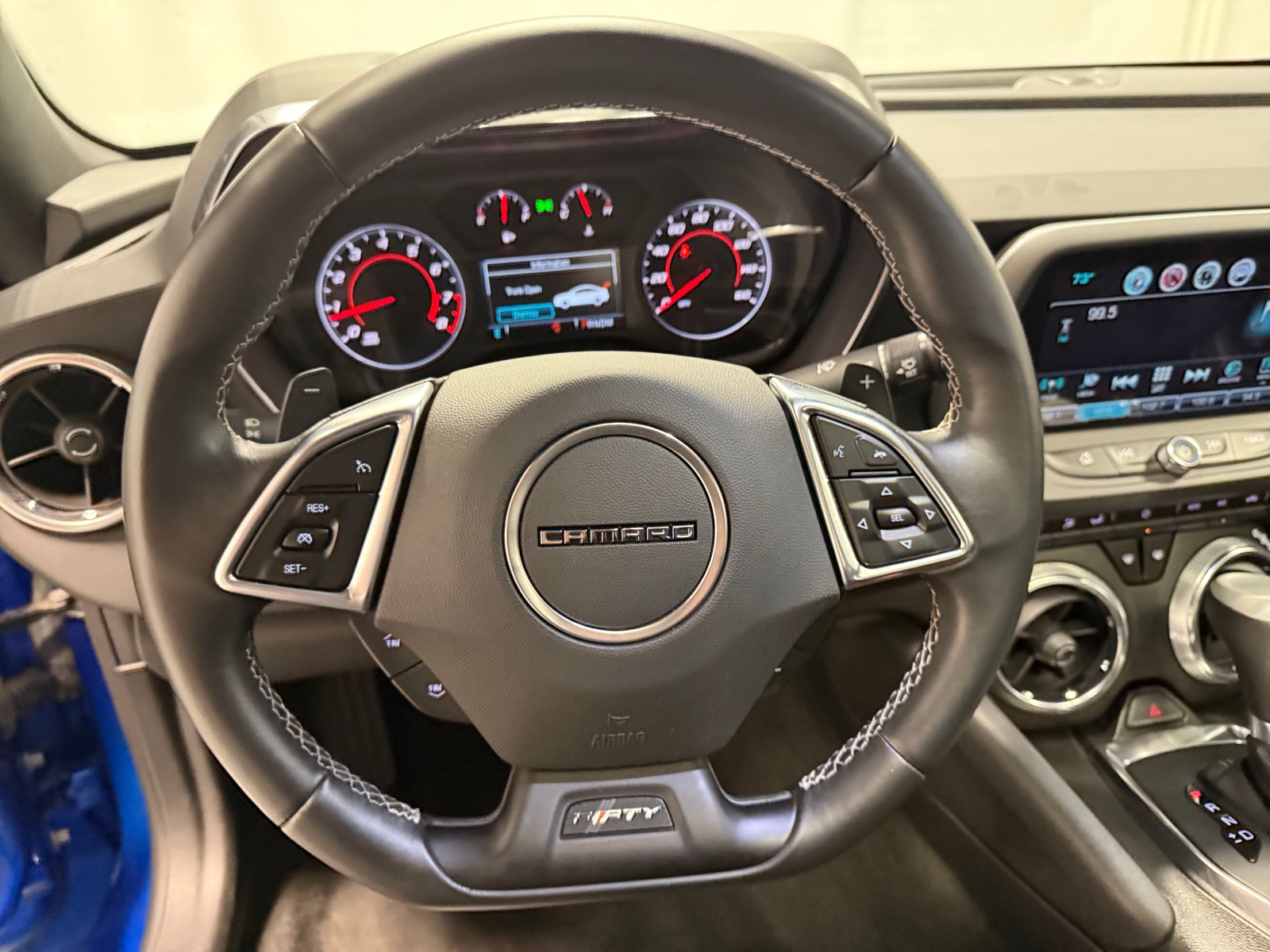 Thumbnail: 2017 Chevrolet Camaro - 4