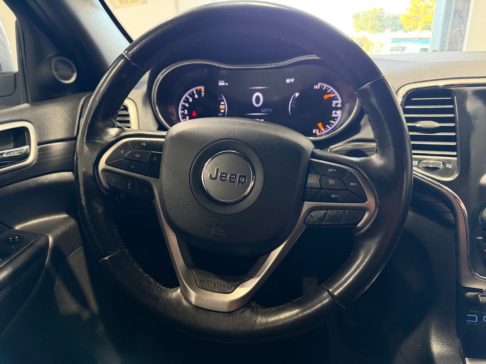 Thumbnail: 2021 Jeep Grand Cherokee - 5